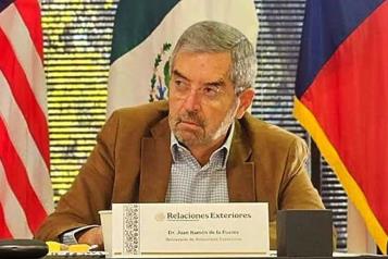 Sostiene De la Fuente encuentro con mexicanos en EU