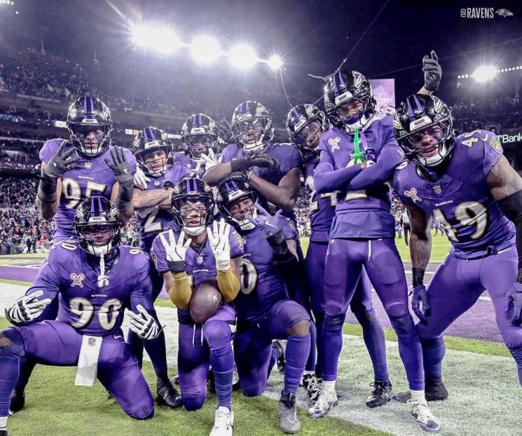 Derrotan Ravens a Steelers y aseguran Playoffs