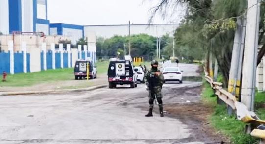 Encuentran cuerpo encobijado en Apodaca