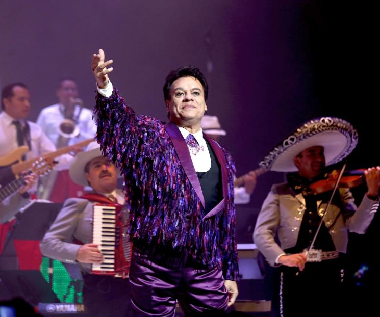 Lanzarán nuevo álbum de duetos de Juan Gabriel