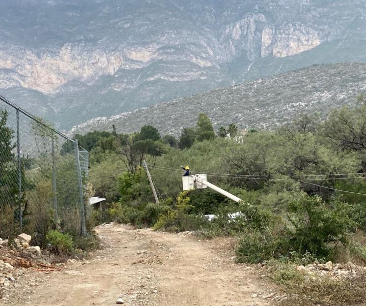 Desinstalan líneas en zona de La Huasteca