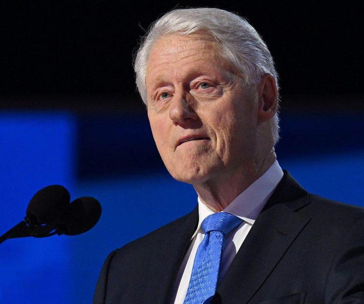 Dan de alta del hospital a Bill Clinton tras ser tratado por gripe