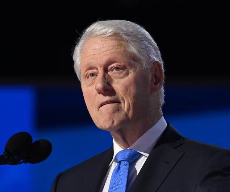 Hospitalizan a Bill Clinton en Washington por fiebre