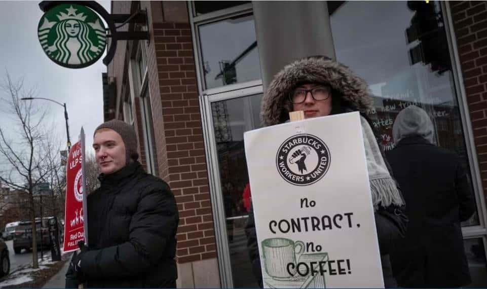 Huelga de Starbucks se extiende por quinto día