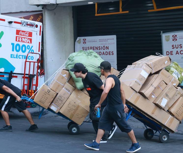 Ebrard anuncia decomiso de mercancía ilegal en BC