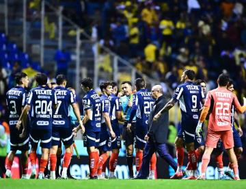 Reportan Rayados a exámenes físicos y médicos 