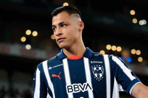 Busca Rayados retener a Roberto de la Rosa y recomprar a Alvarado