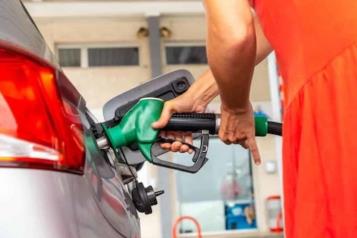 Empieza el 2025 con alza en impuestos de gasolina y refrescos