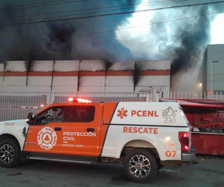 Evacuan a 170 trabajadores por incendio