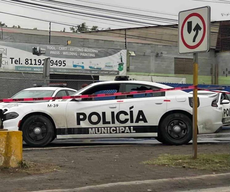 Atacan a policías de Pesquería