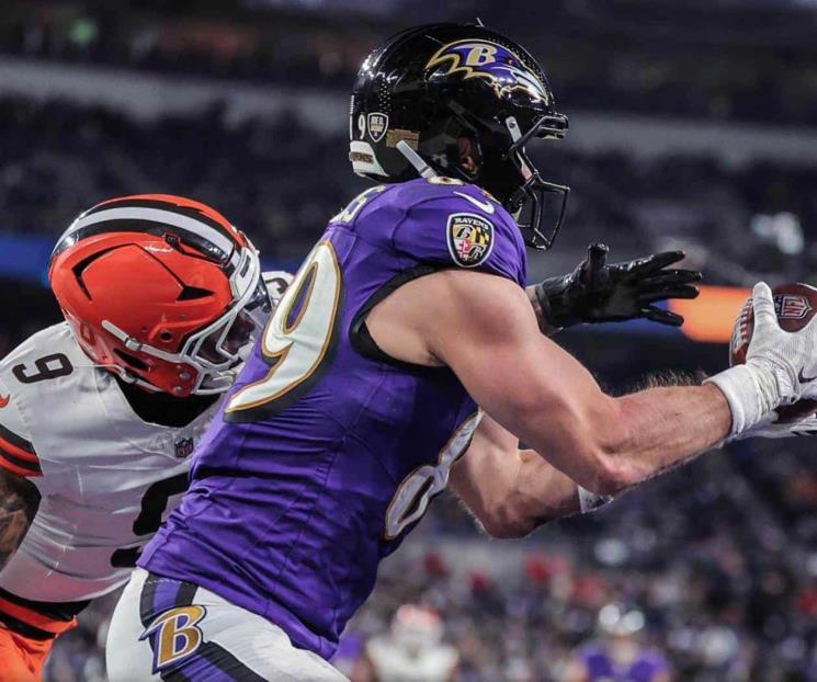 Vence Baltimore a Cleveland y amarran el norte de la AFC en la NFL