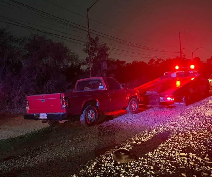 Detenido por maltratar a perro; lo arrastraba con su camioneta