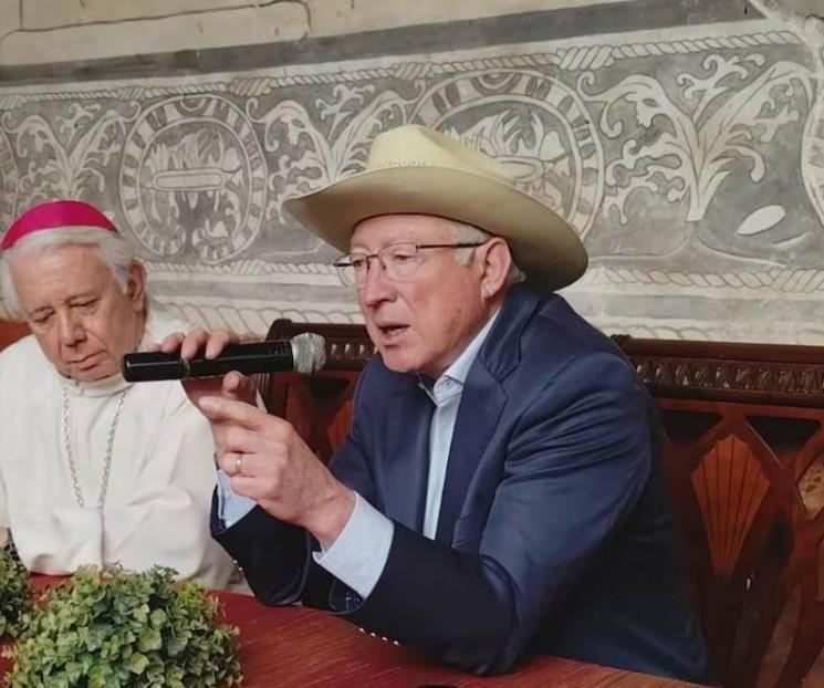 Reconoce Salazar compromiso de la Iglesia católica por la paz