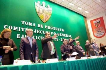 Rinde protesta Aldana como l&iacute;der del Sindicato de Petroleros