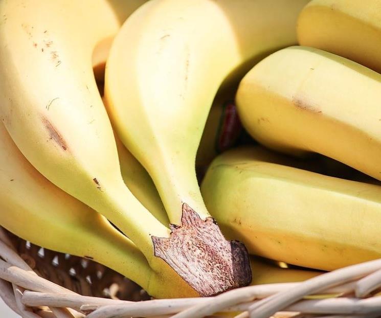 ¿Por qué es bueno cenar plátano?