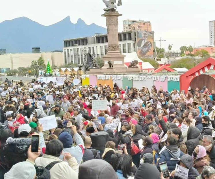 Continúan las protestas por el alza en el transporte