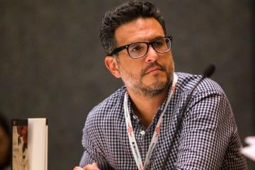 Desaparece el poeta mexicano Julio Trujillo en Inglaterra