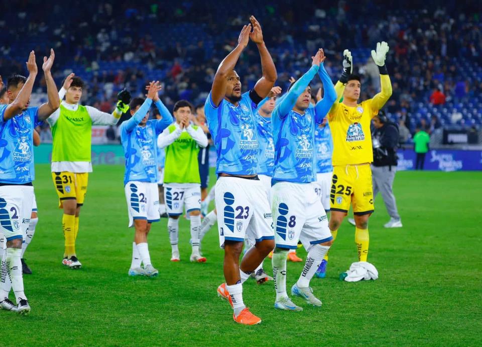 Golpearon a fan de Pachuca en el Gigante de Acero